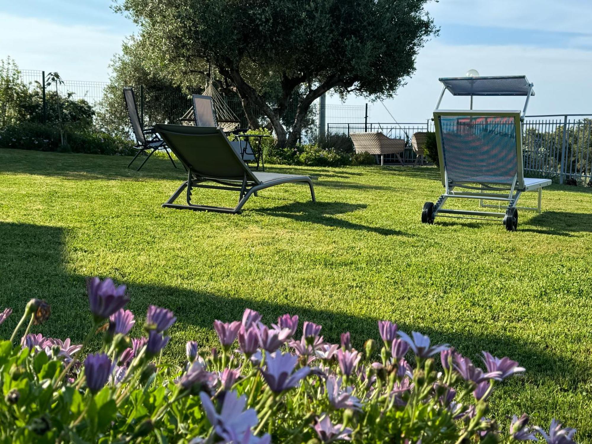 Casa Vista Mare - Superb Garden And Parking Included Villa อิมเปรีอา ภายนอก รูปภาพ
